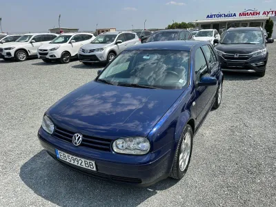 Volkswagen Golf (КАТО НОВА)^(АГУ)