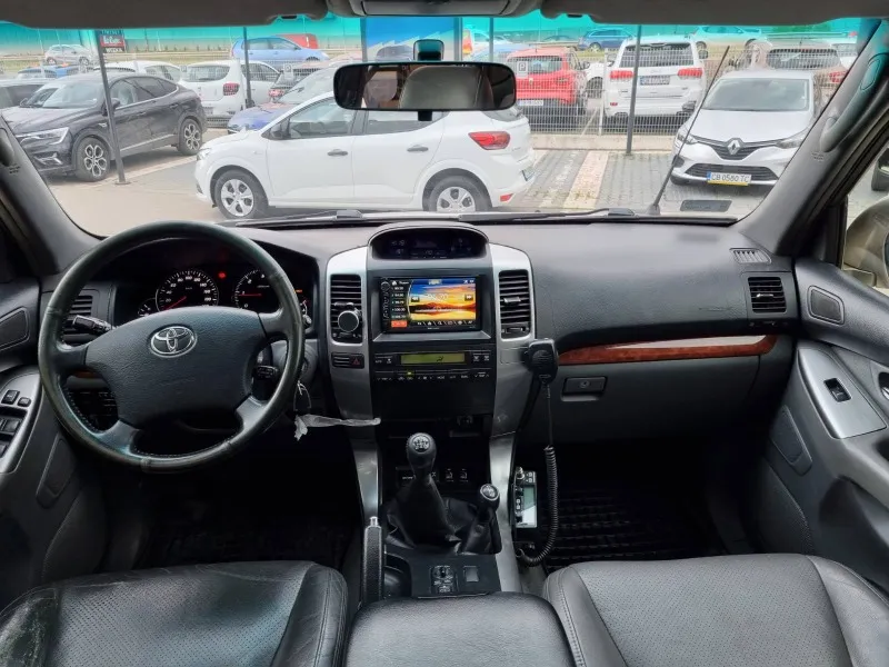 Toyota Land cruiser 3.0 Image 7